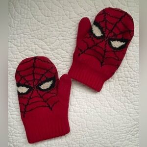 Junk food/Baby GAP Spider Man Mittens